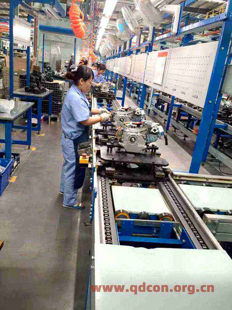 济南发动机生产线